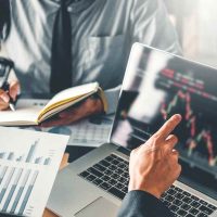 تفاوت قیمت سهام با ارزش اسمی
